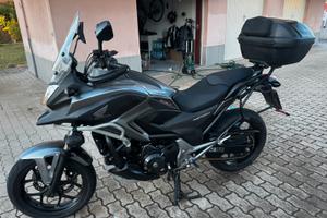 Honda NC750X manuale