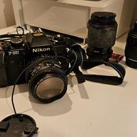 Fotocamera Nikon F300 + Tokina 70-210 + Nikon 18-5