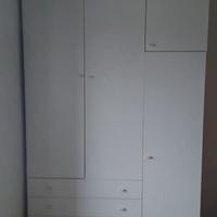 Armadio bianco 3 ante e cassetti