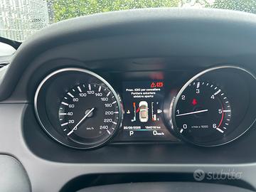 LAND ROVER Discovery Sport - 2016