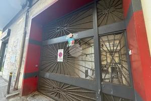 LABORATORIO A NAPOLI