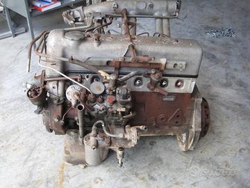 Motore mercedes W111 220 SE 127.984-10