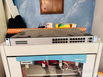 Switch HPE OfficeConnect 1820-24G 24 porte gigabit