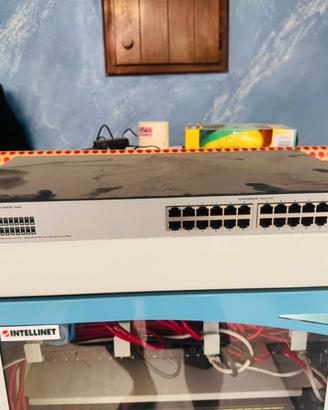 Switch HPE OfficeConnect 1820-24G 24 porte gigabit