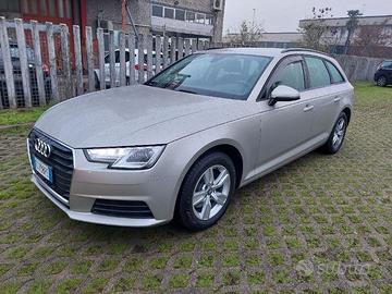 Audi A4 2.0 TDI 150 CV S tronic Sport tutta taglia