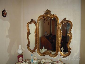 Specchiera con cornice antica