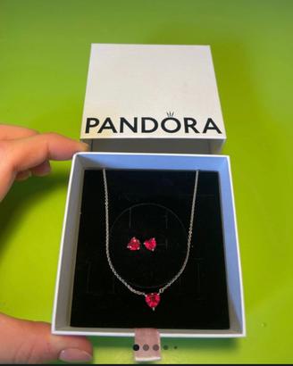 Set Orecchini/collana Pandora