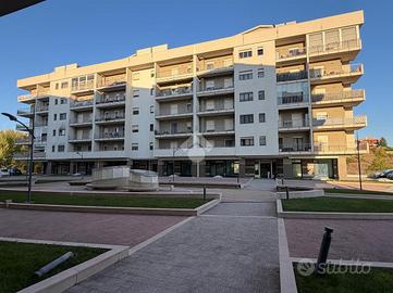2 LOCALI A POTENZA