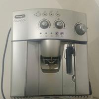 Macchina caffè DeLonghi