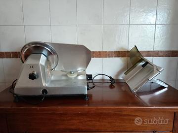 Affettatrice elettrica 