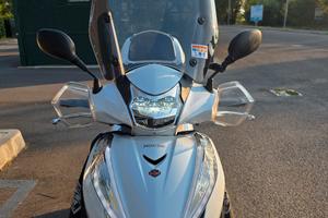 Honda Sh 300