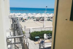 Camere sul mare dal 25 Luglio 1 Agosto 2026 o