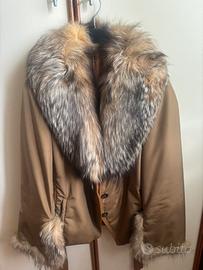 Giacca con collo e polsi in vera volpe