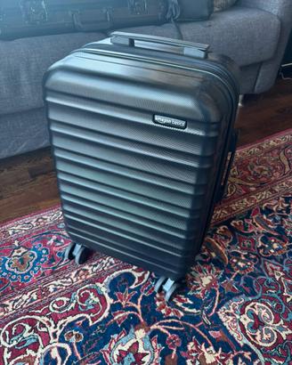 Trolley Amazon Basics 55x40x20