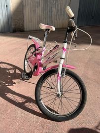 Bicicletta per bambina taglia 18''