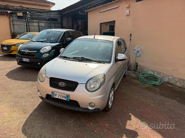 Kia picanto 1.1 benz full neo patent