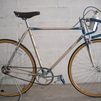 Gloria Garibaldina bicicletta epoca