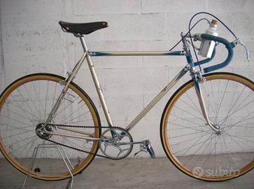 Gloria Garibaldina bicicletta epoca