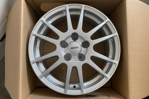 4 cerchi in lega da 16 ALUTEC MONSTR SILVER