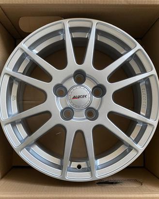 4 cerchi in lega da 16 ALUTEC MONSTR SILVER