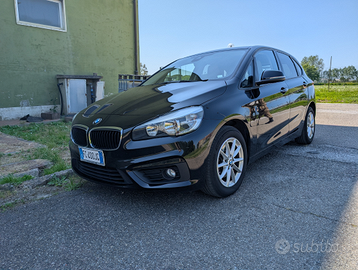Bmw 216d Active tourer Luxury in pelle