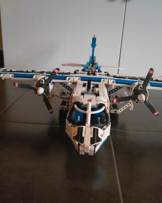 LEGO TECHNIC  42025 AEREO DA CARICO
