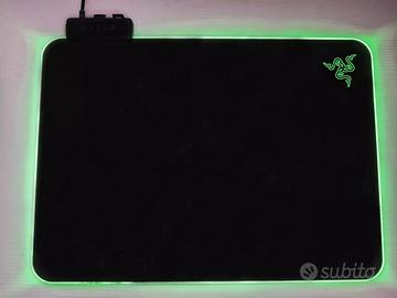 Razer Firefly V2 - Tappetino Mouse RGB Nero - Hard