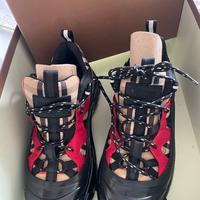 Scarpa sneaker  elegante/sportiva Burberry