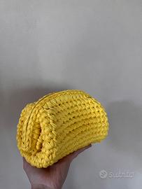 Borsetta artigianale gialla in fettuccia🍋