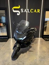 Honda Forza 750 2025