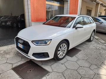 AUDI A4 SW 2.0 TDI S-TRONIC