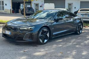 Audi E-tron GT quattro