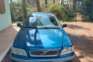 Volvo v40 (2012-2020) - 1999