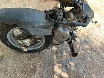Blocco motore aprilia leonardo 125 del 2000