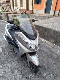Yamaha majesty  400, 