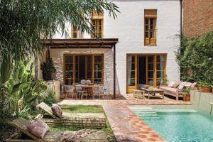 Villa con piscina bilivello