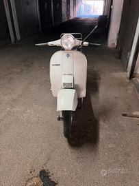 Vespa pk 50 v5x1t