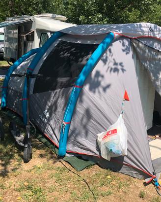 Tenda da campeggio piu mobile cucina