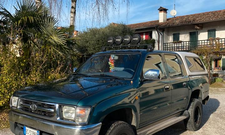 Toyota Hilux 2.4 TD 4WD Double Cab