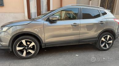 Nissan qasqhai