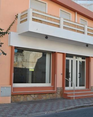 Locale commerciale 140 mq