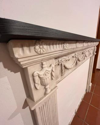 Cornice in marmo