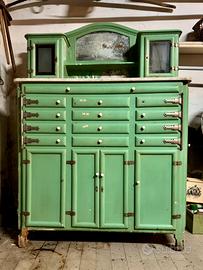 🦷Mobile odontoiatrico vintage anni ‘30-‘50🦷