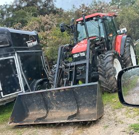 New Holland Ts 110 con pala