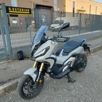 Honda Xadv 750