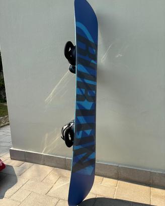 Burton Clash 151 V-Rocker + attacchi Burton Freest