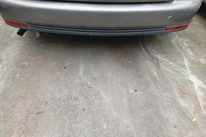 Paraurti posteriore Volkswagen Touran anno 2008