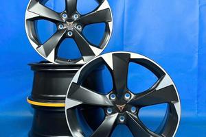 CERCHI IN LEGA ORIGINALI CUPRA 18  NUOVI