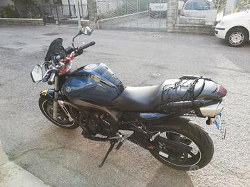 YAMAHA 600 FZR