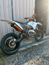 Ktm 125 omologato motard